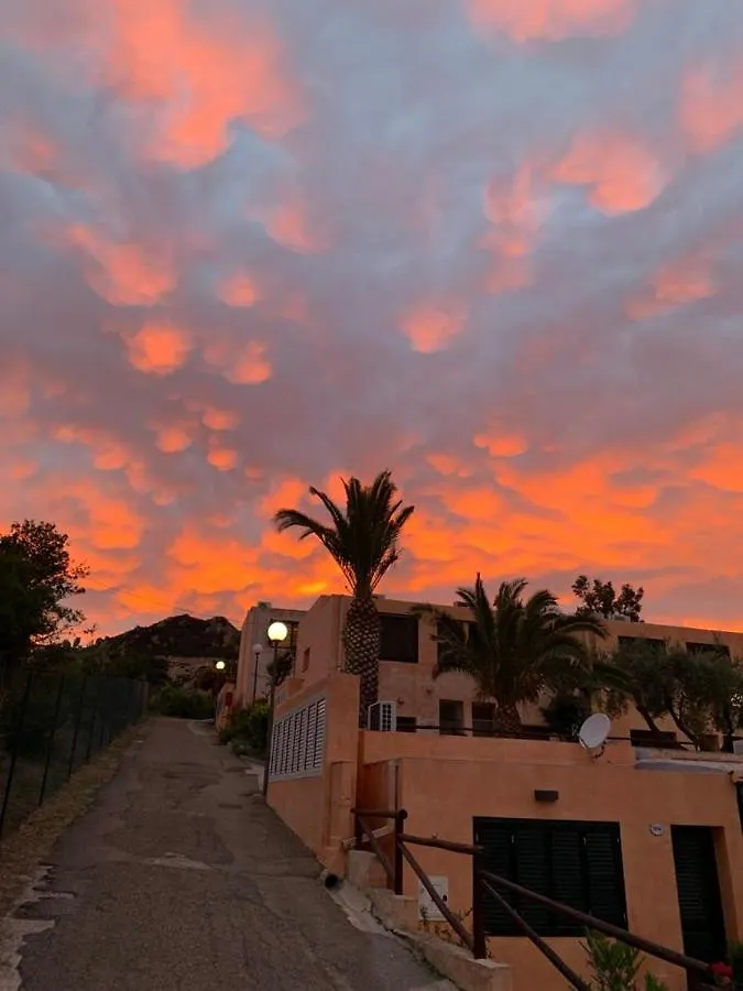 Free Beach Holiday Home Monte Nai Italia