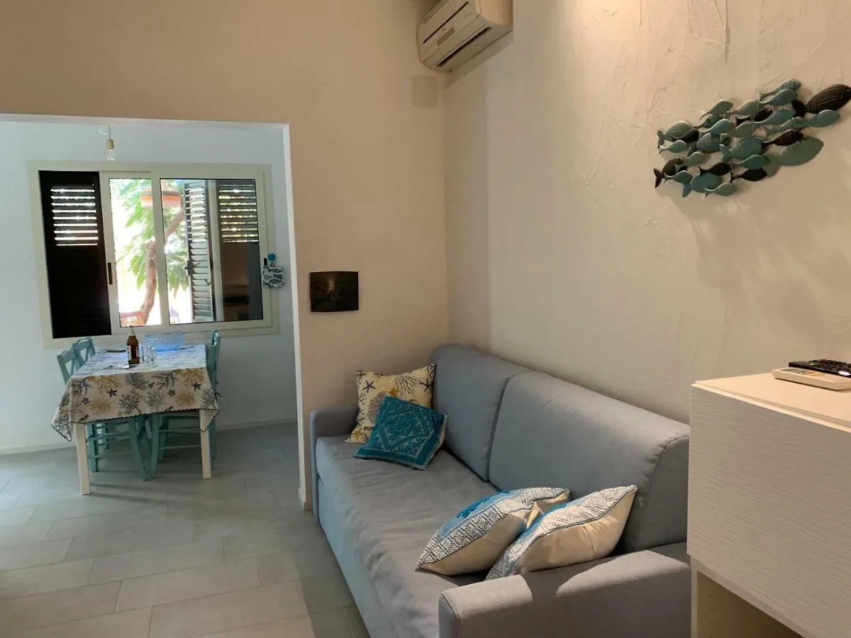 Free Beach Holiday Home Monte Nai Italy