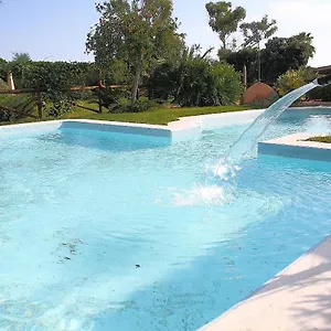 Kompleks wypoczynkowy Villaggio Piscina Rei, Monte Nai